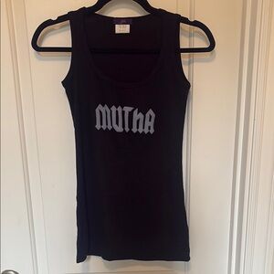 Lilac Clothing Black Fitted Sleeveless Tank Top with Gray Print